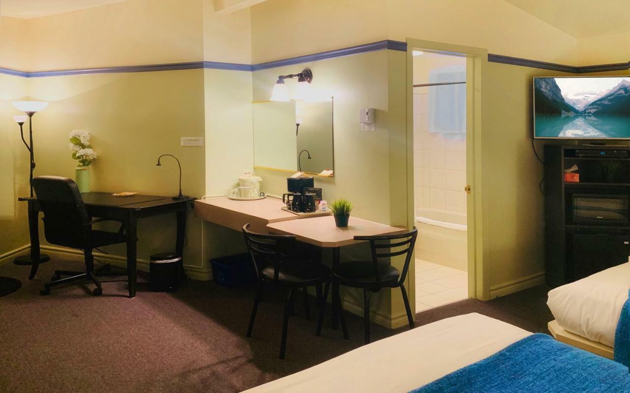Motel La Cheminee サンジェローム エクステリア 写真